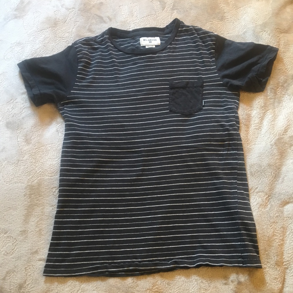 Billabong black grey striped cotton tee with pocket Size L